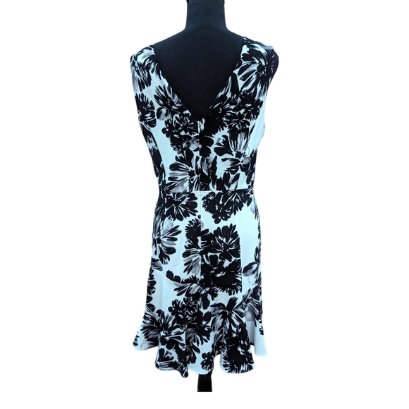 Rebecca TaylorSleeveless Splashed Flowers Flippy Dress Sz 10 - Picture 7 of 16